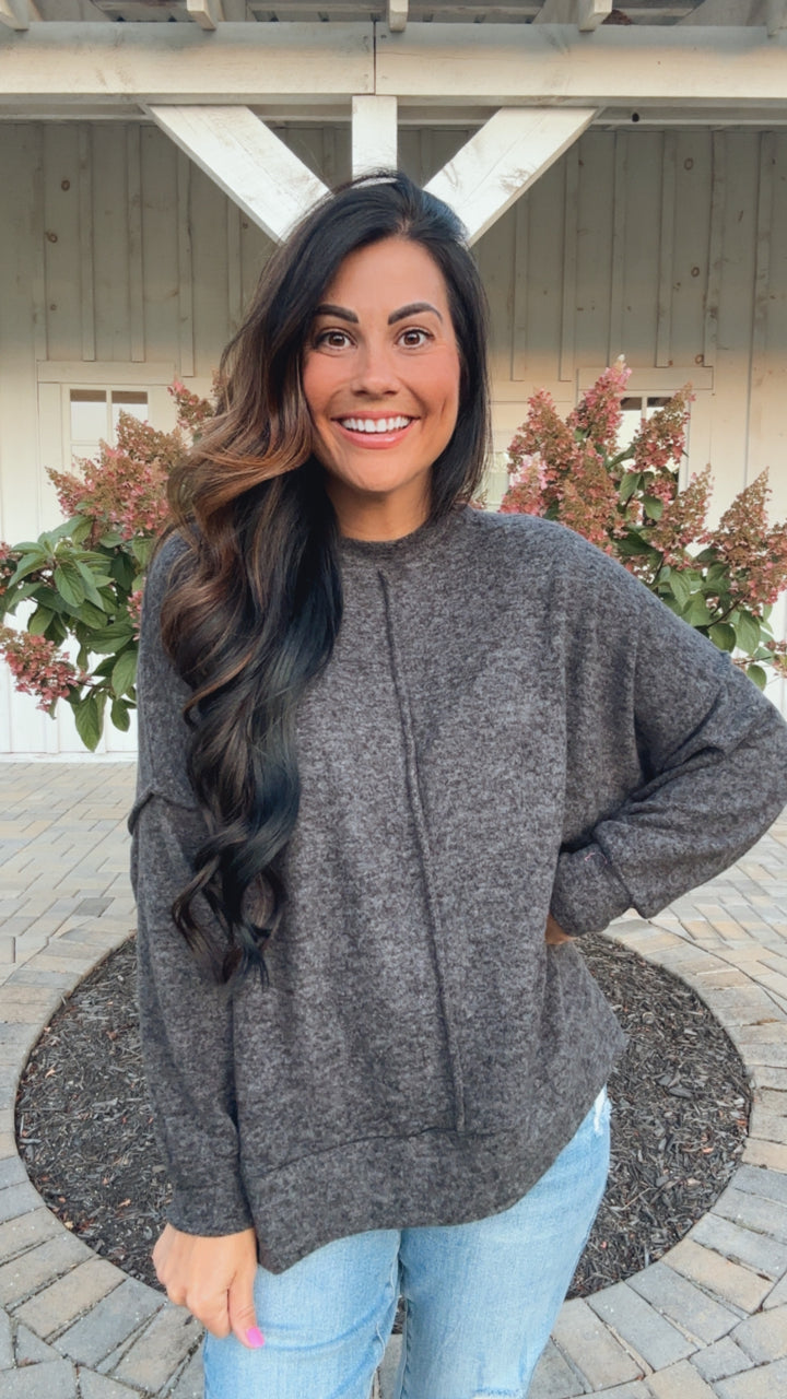 Lock Eyes Gray Exposed Seam Melange Sweater